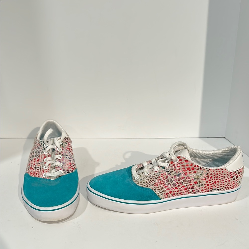 Adidas Women’s Sneakers